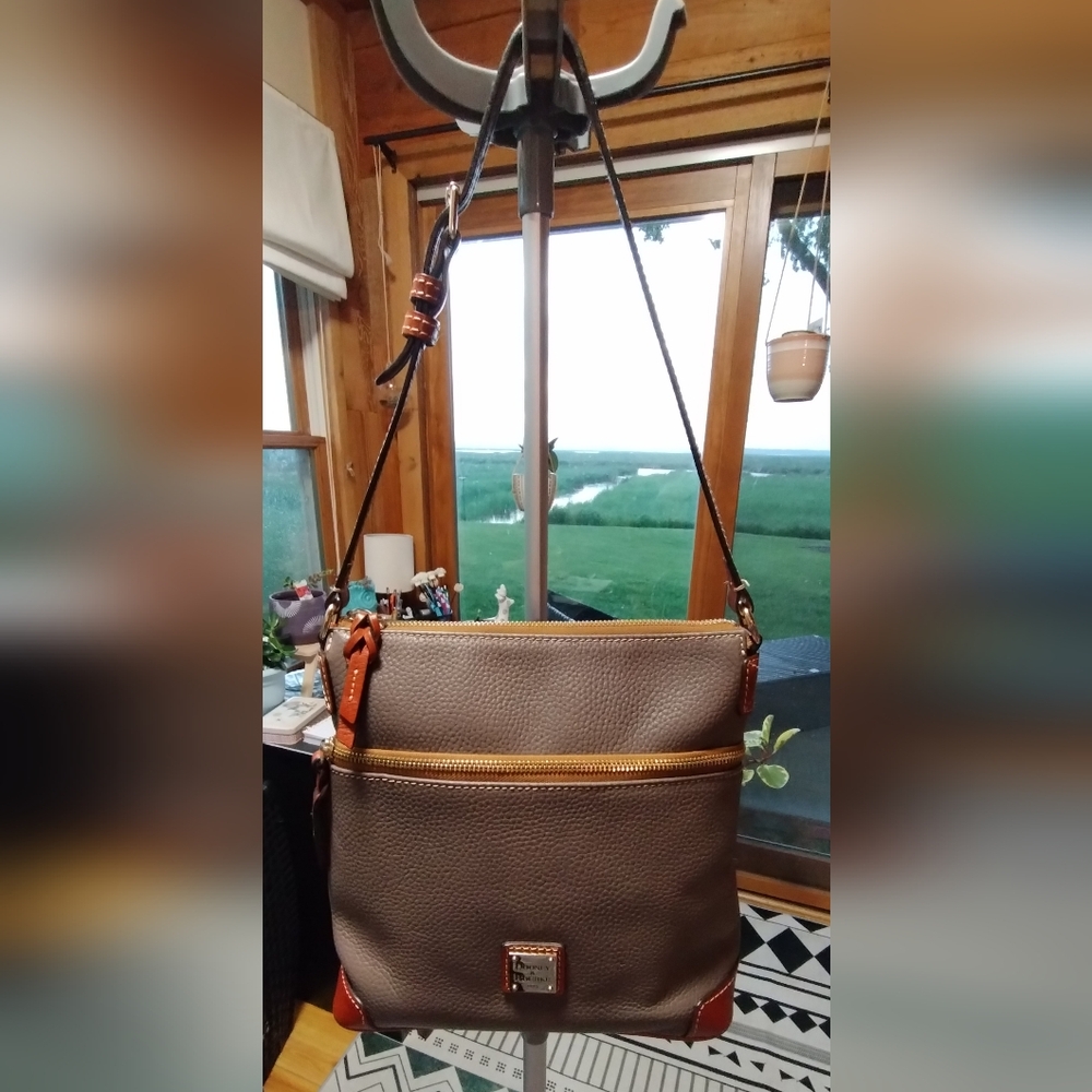 Dooney And Bourke Pebble Grain Crossbody In The Color Elephant